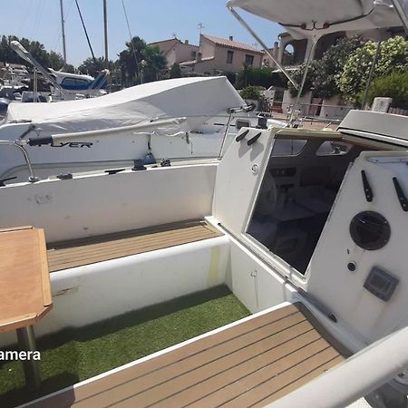Nuit Insolite A Bord De L'Enata Un Voilier A Quai Sur La Marina De St Cyprien Saint-Cyprien  Exteriér fotografie
